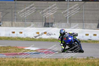 media/Mar-19-2022-Fastrack Riders (Sat) [[4e7522d738]]/Level 5 Race/Turn 9 Outside/